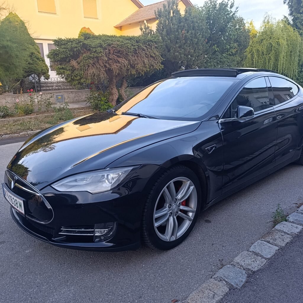 Heute Angekauft Tesla S 85 2017 169TKM Schwarz