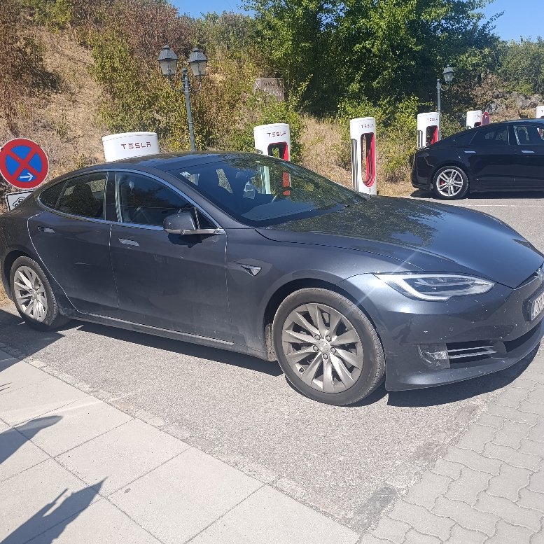 Tesla verkaufen Wien