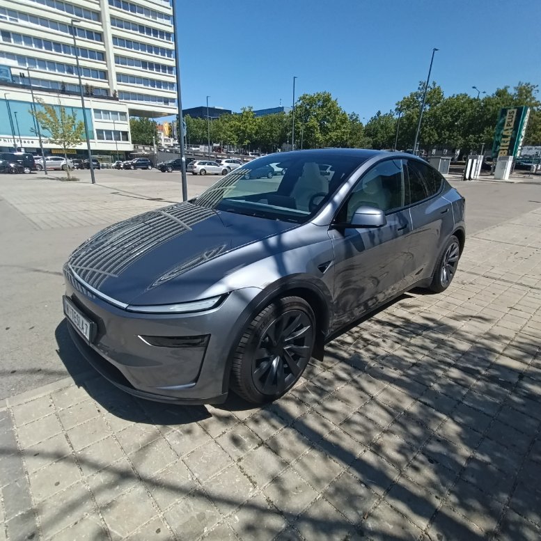 Tesla verkaufen – privat oder Händler